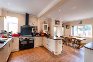 Photo 11- click for photo gallery